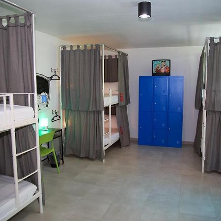Nomada Beach Hostel- Isla Verde San Juan Extérieur photo