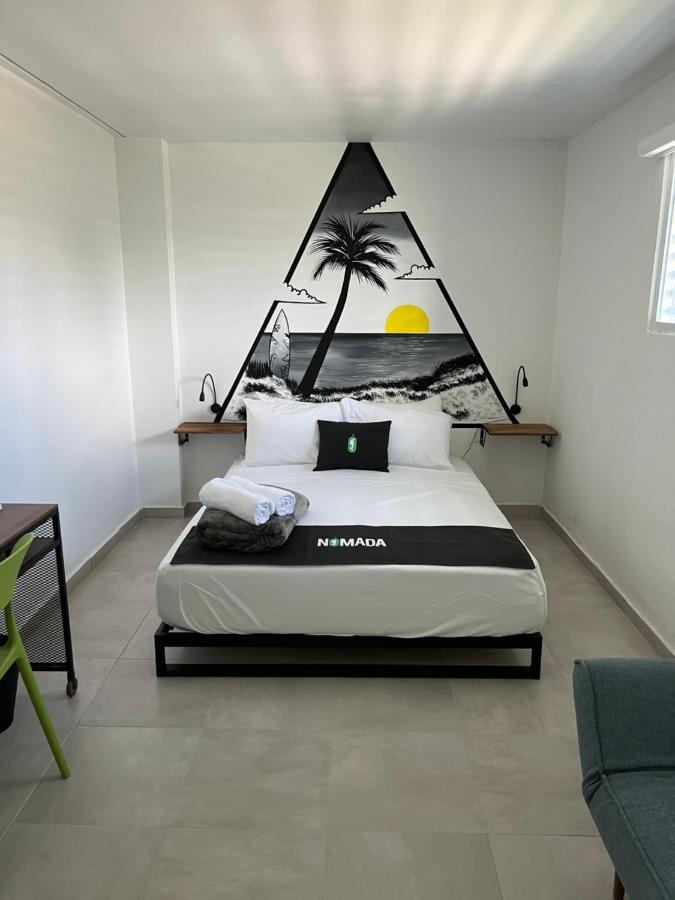 Nomada Beach Hostel- Isla Verde San Juan Extérieur photo