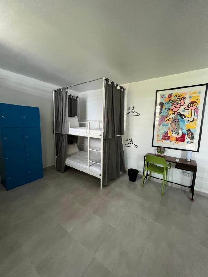 Nomada Beach Hostel- Isla Verde San Juan Extérieur photo