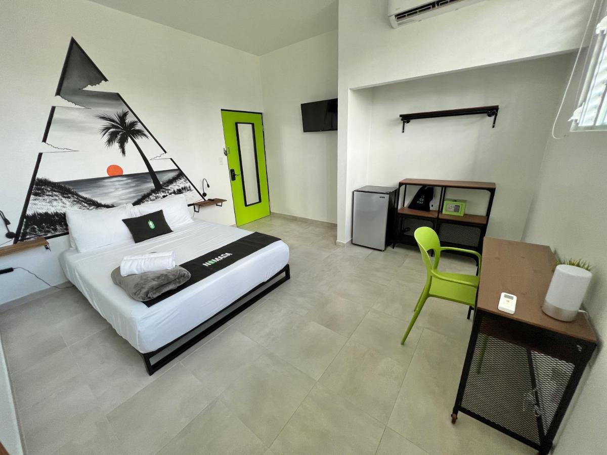 Nomada Beach Hostel- Isla Verde San Juan Extérieur photo