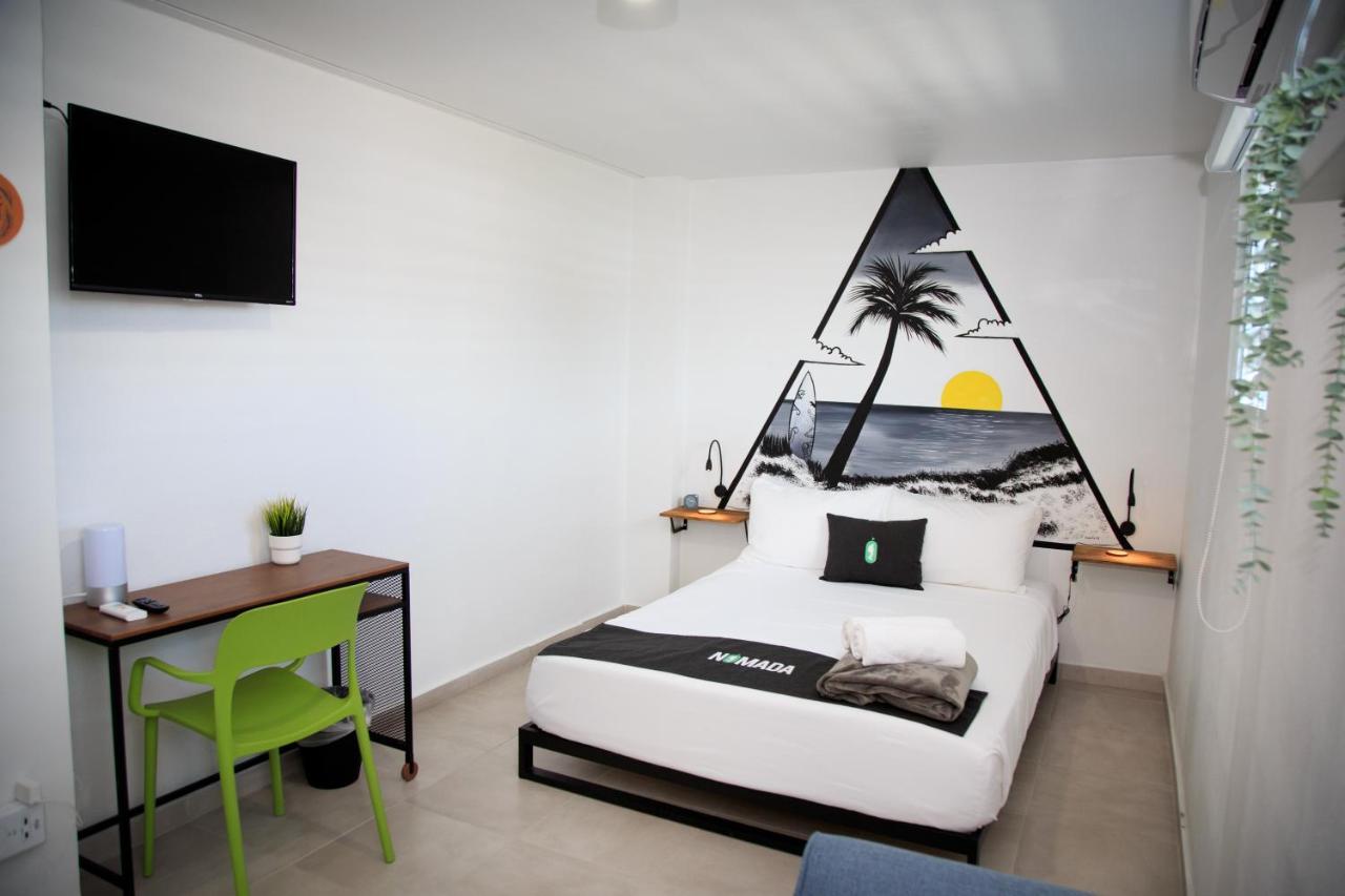 Nomada Beach Hostel- Isla Verde San Juan Extérieur photo