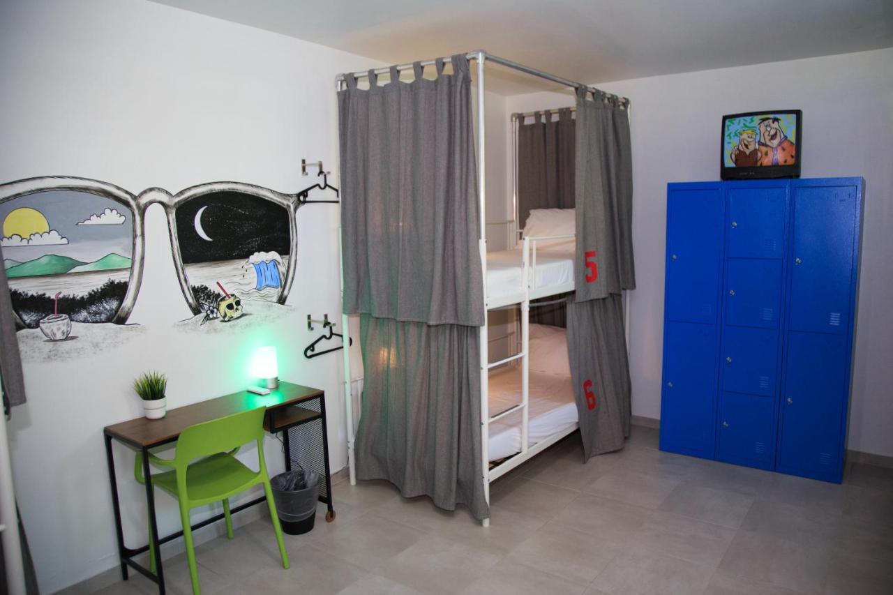 Nomada Beach Hostel- Isla Verde San Juan Extérieur photo