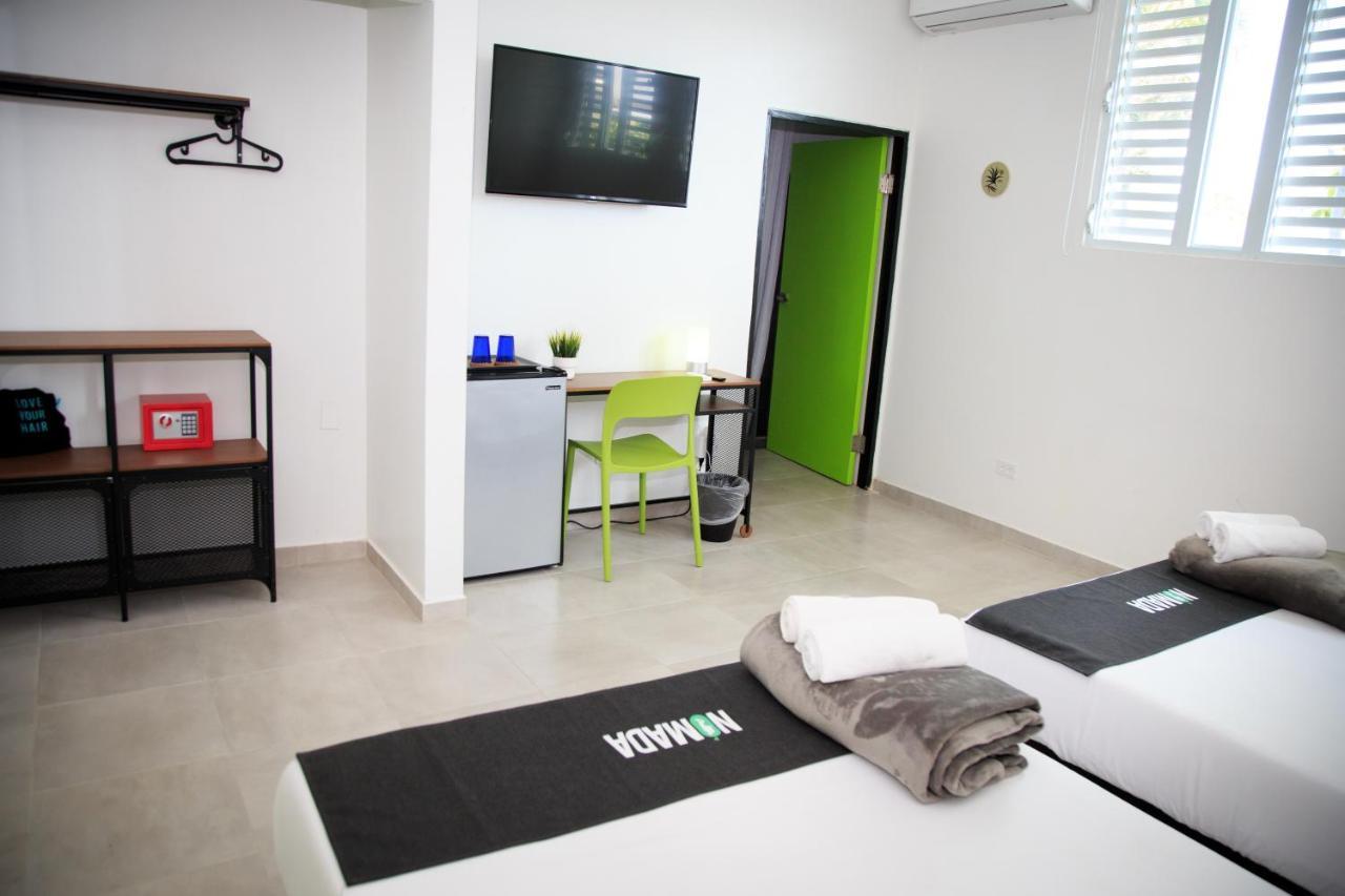 Nomada Beach Hostel- Isla Verde San Juan Extérieur photo