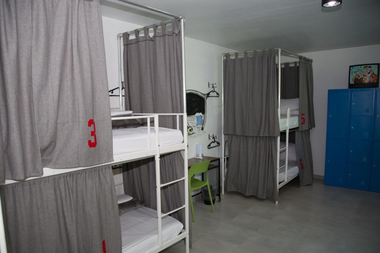 Nomada Beach Hostel- Isla Verde San Juan Extérieur photo