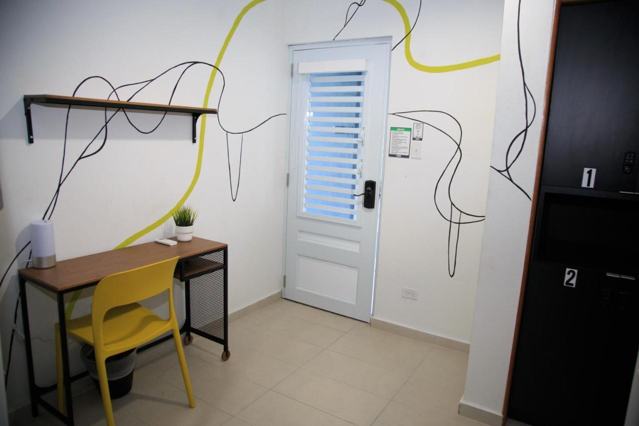 Nomada Beach Hostel- Isla Verde San Juan Extérieur photo